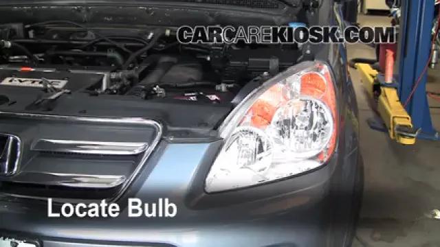 2006 Honda CR-V SE 2.4L 4 Cyl. Éclairage Feu clignotant avant (remplacer l'ampoule)
